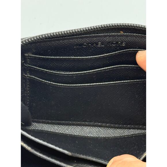 Michael Kors Metallic Black Patent Leather Wallet Wristlet*Great Condition - Picture 5 of 8